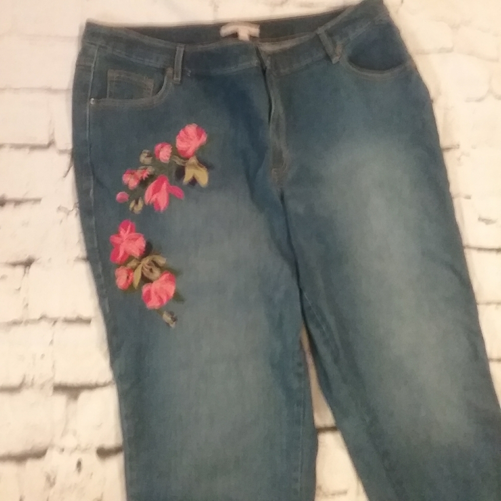 NEW WOTS JEANS WITH RED FLOWERS SIZE 16